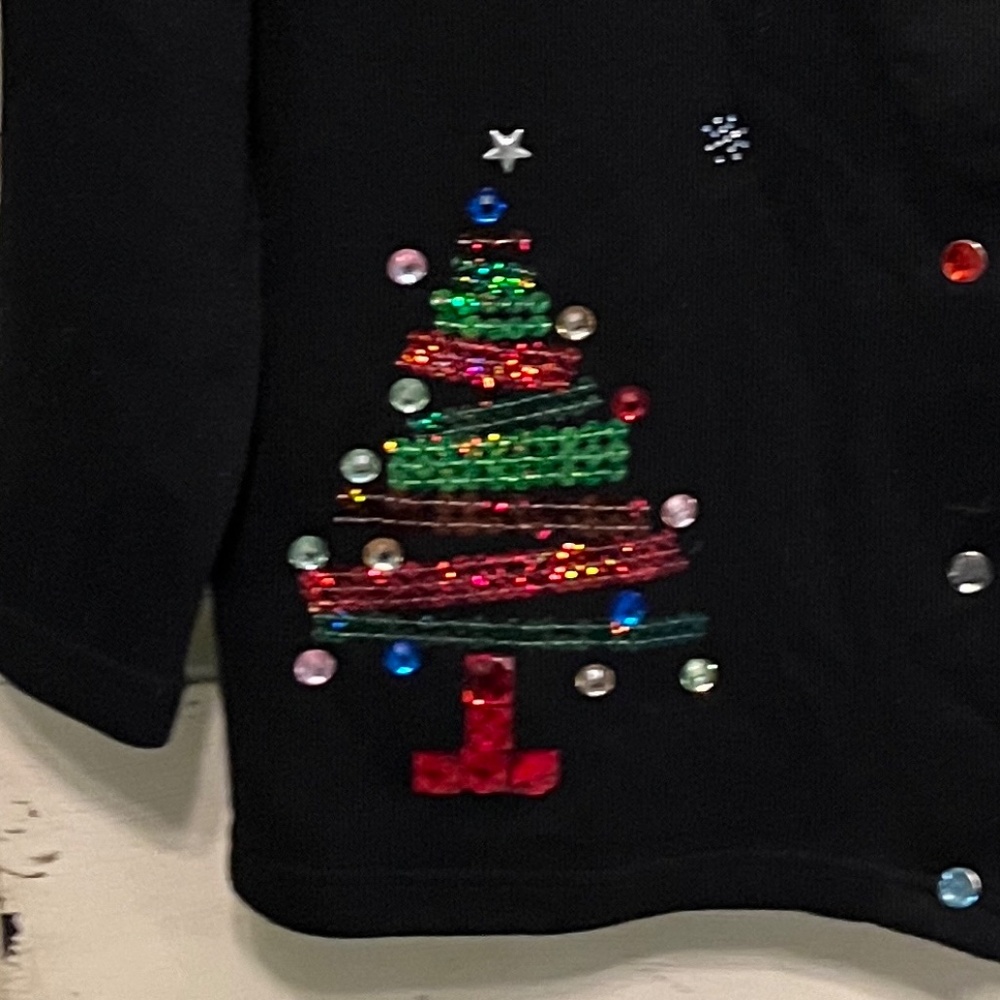 Onque Woman Black Christmas Tree Snap Sweater Size 1X